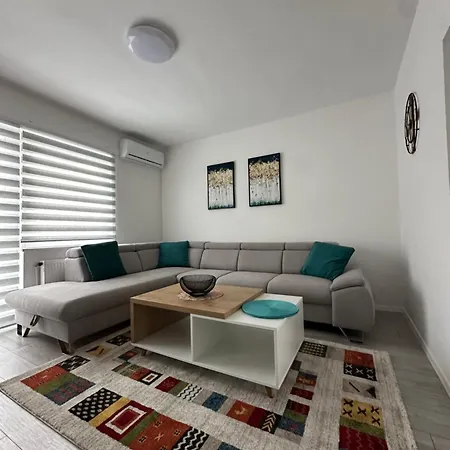 Apartment Mm