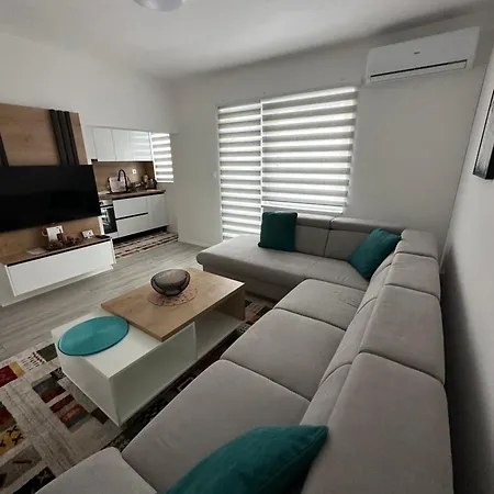 Apartment Mm